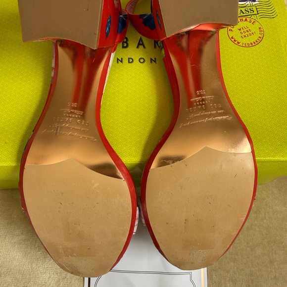 Ted Baker Rozie block heel sandal - Picture 12 of 13